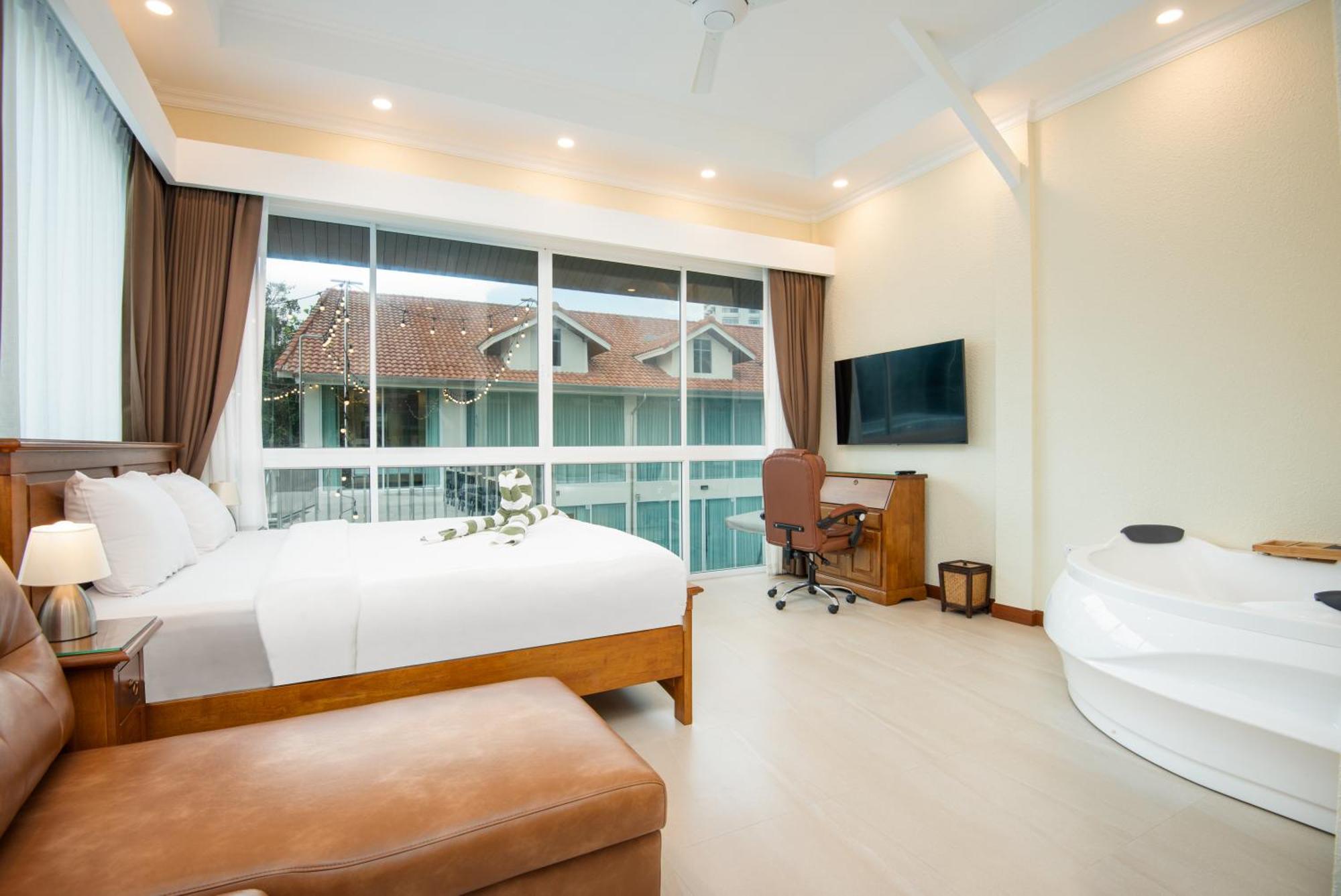 Pratamnak Luxury Resor