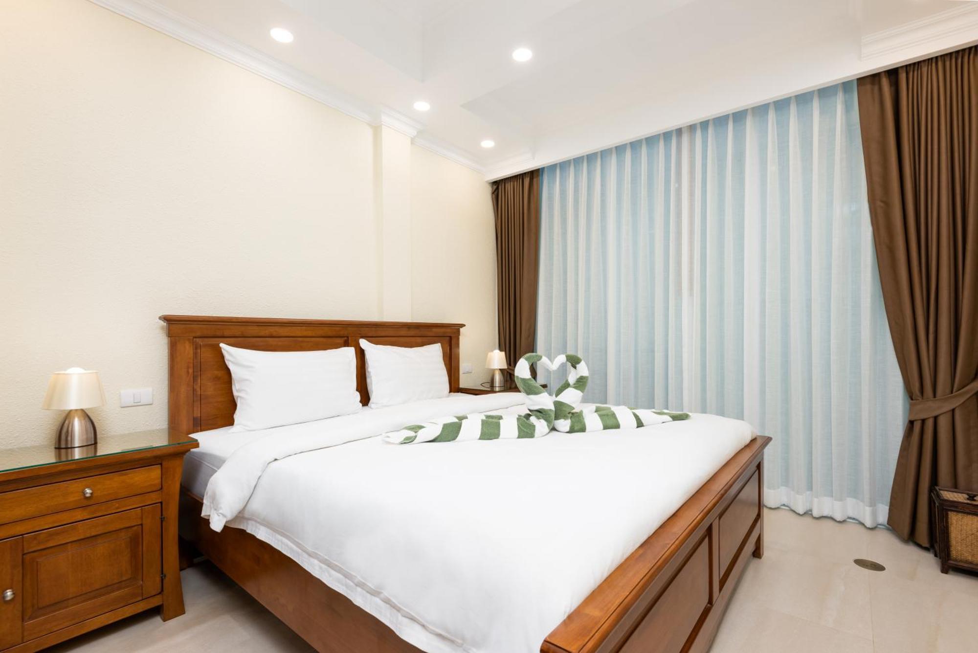 Resor Pratamnak Luxury *