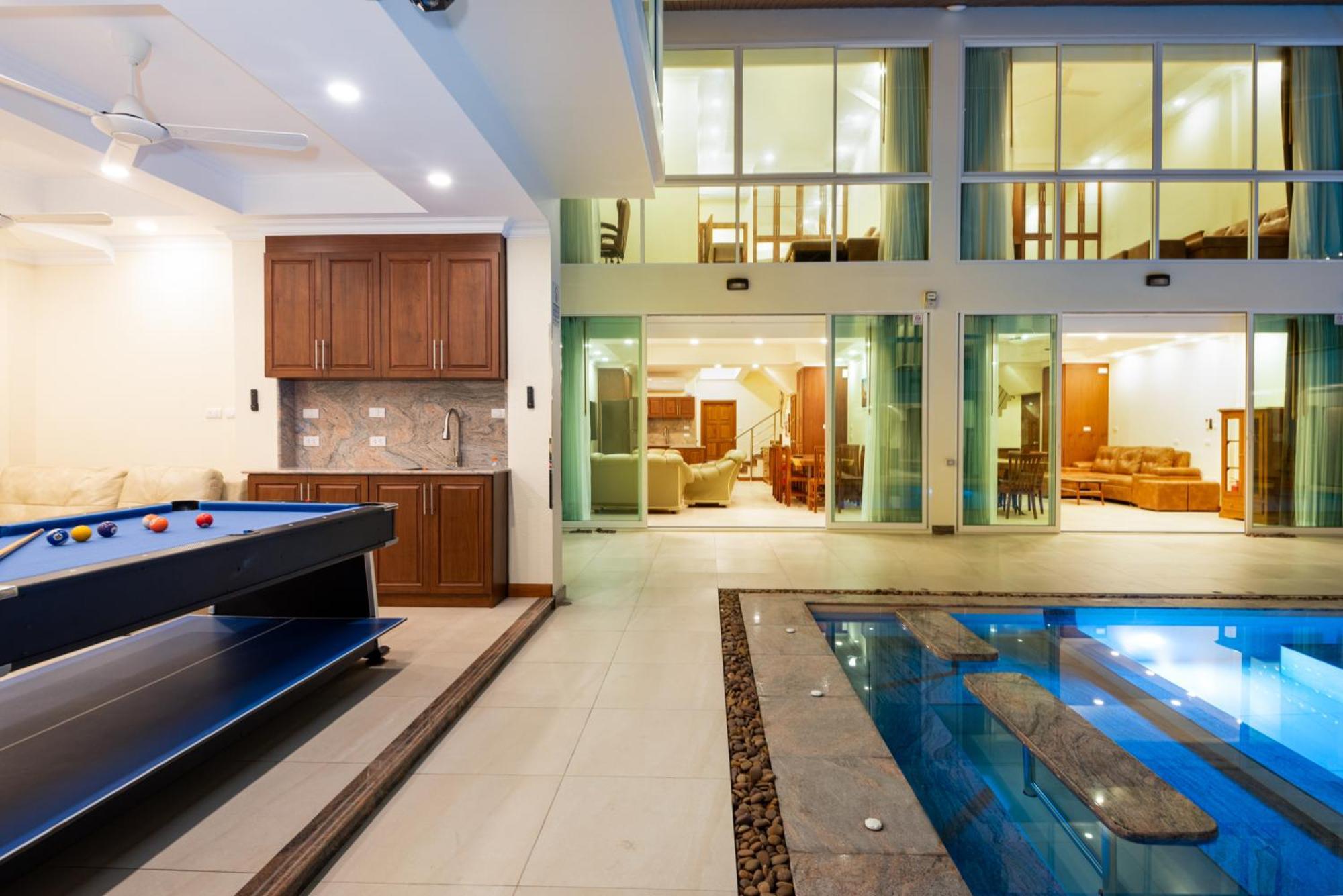 Pratamnak Luxury Resor Pattaya