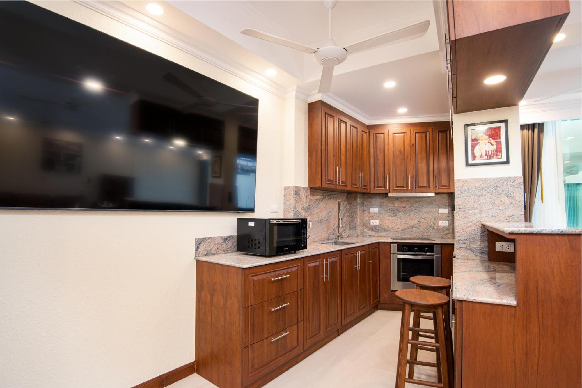 Resort Pratamnak Luxury Pattaya